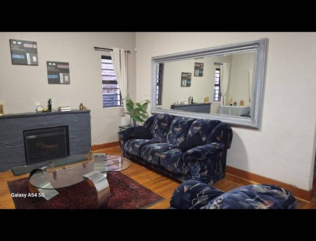 3 BEDROOM HOUSE FOR SALE IN KENSINGTON